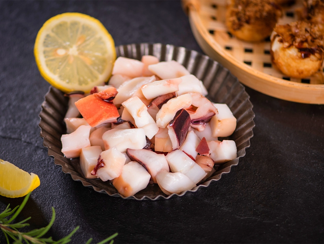 Factory Direct Selling High Quality Nutritious Healthy Frozen Giant Squid Cut